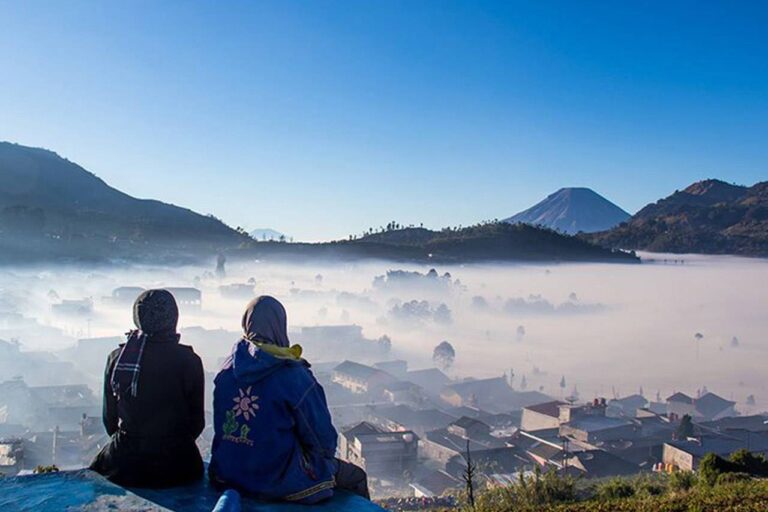 Dataran Tinggi Dieng Destinasi Wisata Negeri di Atas Awan yang Paling Ikonik dan Mendunia