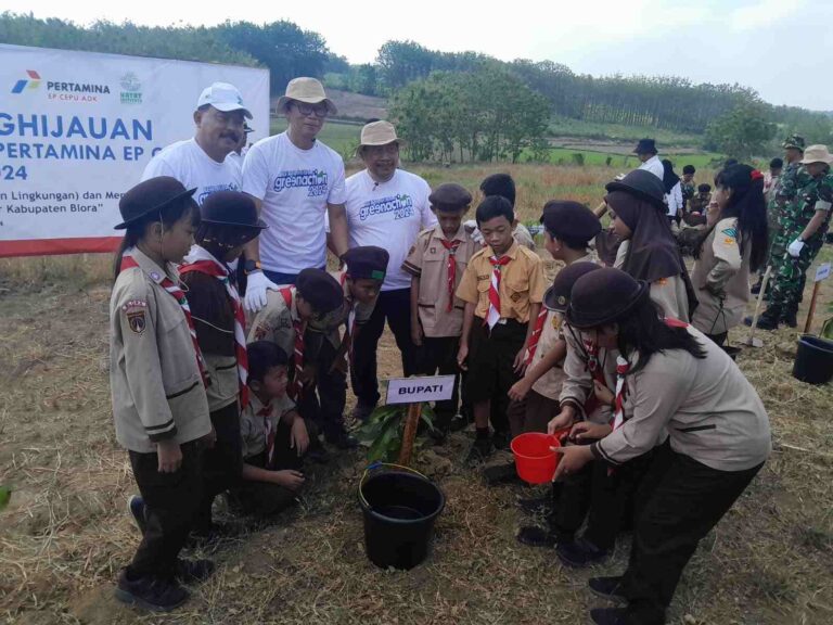 Hijaukan Blora Pertamina EP Cepu Tanam Aneka Pohon Buah Galakkan Program Penghijauan dan Ketahanan Pangan