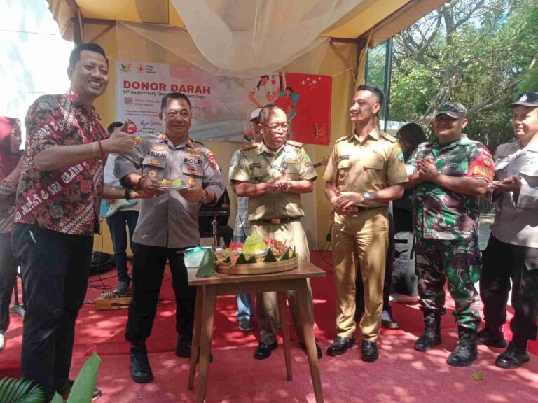 Rayakan Ultah ke 14 Hotel Grand Mega Resort Cepu Gelar Donor Darah