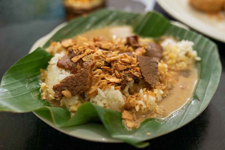 Warga Cepu Blora Harap Simak Nasi Gandul Kuliner Khas Pati Ada Juga di Kota Cepu Ini Lokasinya