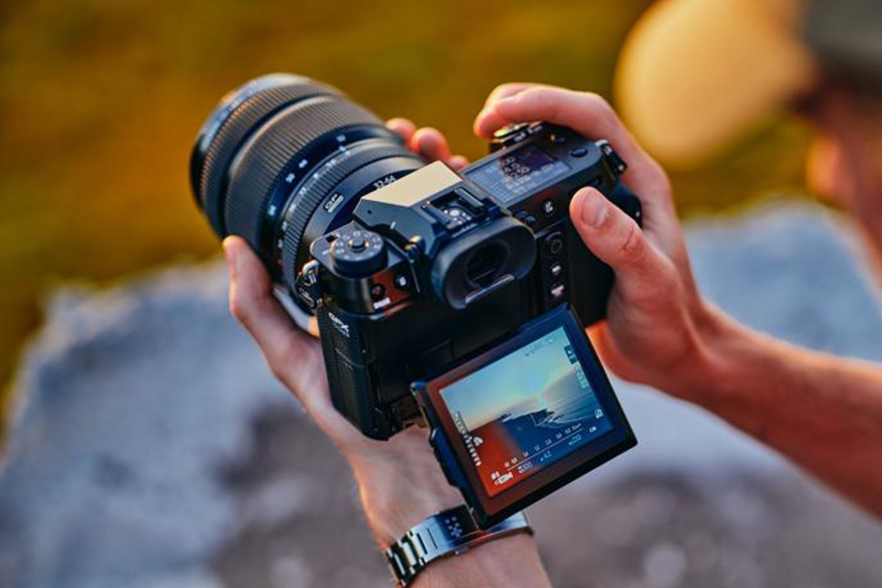 7 Kekurangan Kamera DSLR Dibanding Kamera Mirrorless dan Ponsel Cerdas