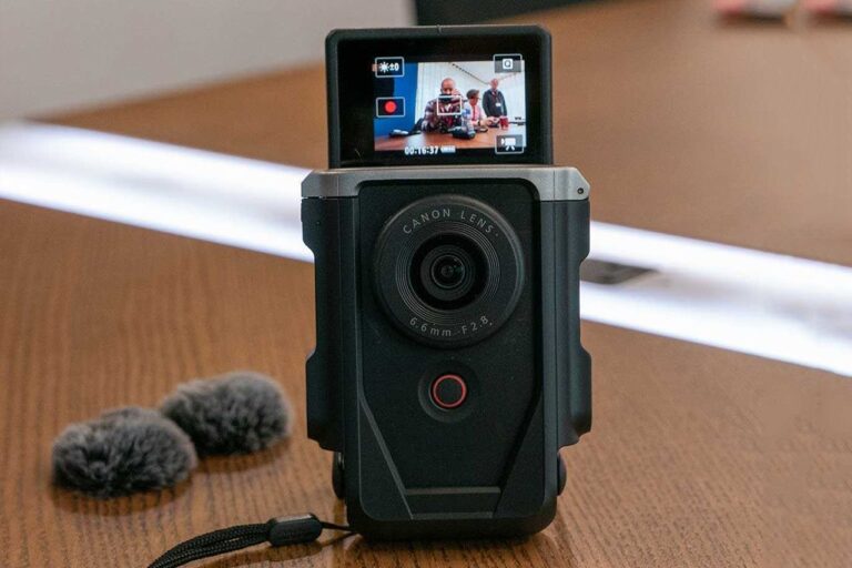 Kamera Praktis dan Trendy dari Canon Senjata Baru untuk Para Vlogger YouTuber dan Content Creator Modern